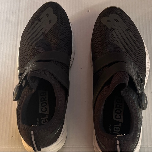 New Balance Black Athletic Shoes with Dial Closure - Picture 2 of 6